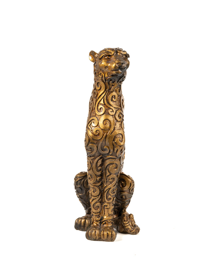 Artistically Detailed Jaguar Sculpture