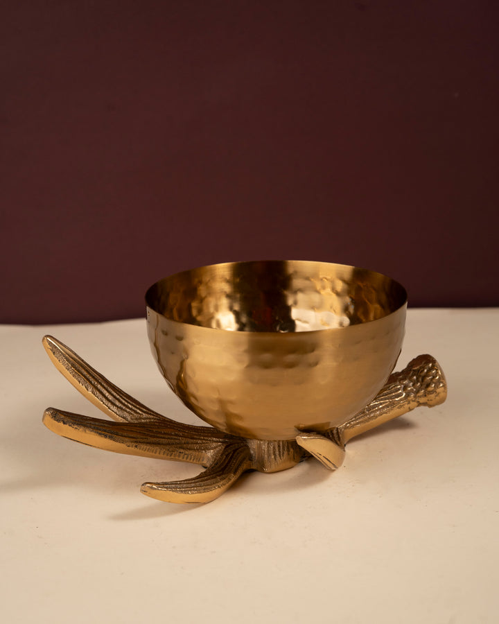 Creative Golden Bowl on Antler Stand (DSCE HAND SILVER 667)